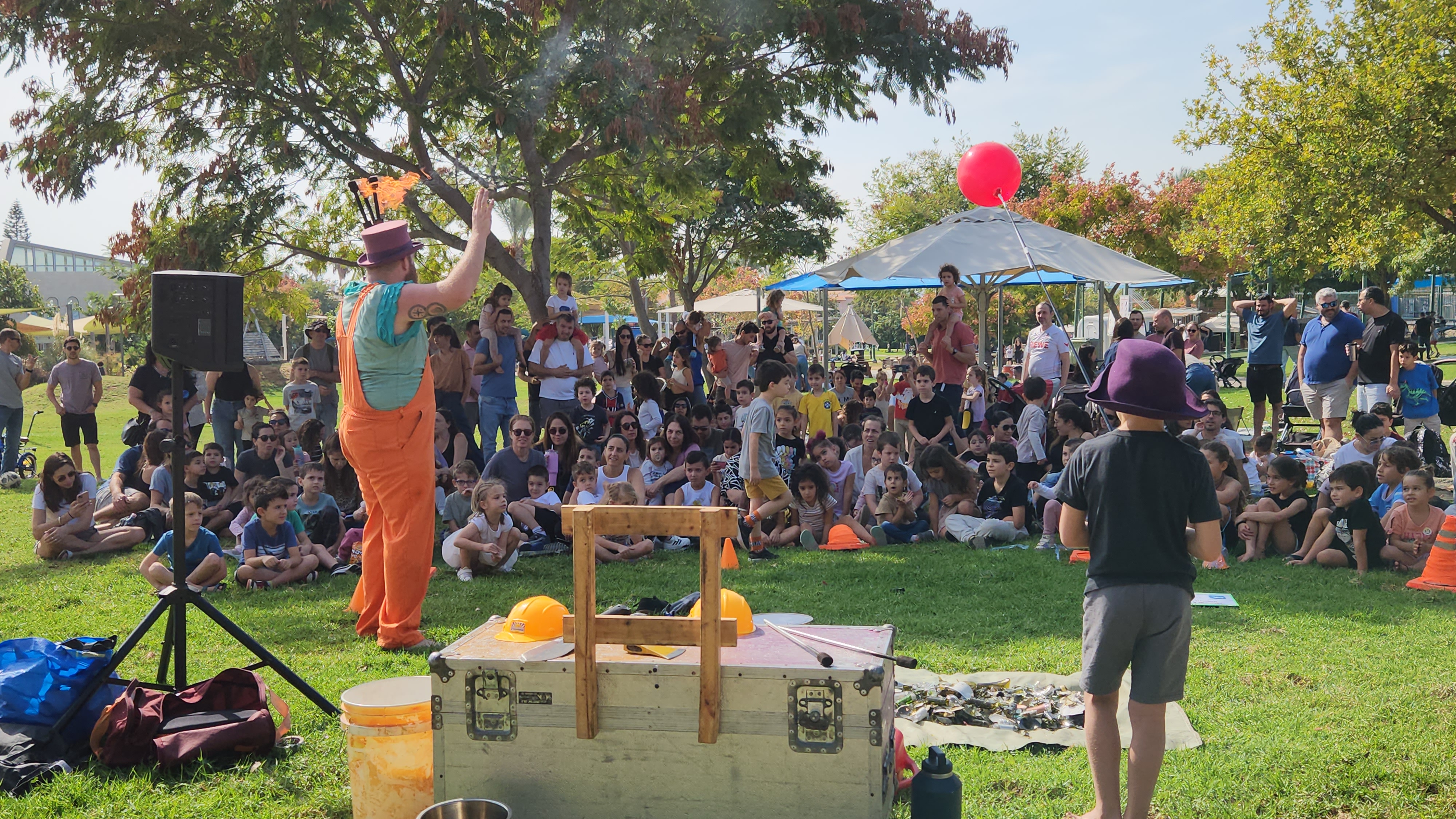 אינטראקציה עם ילד מהקהל